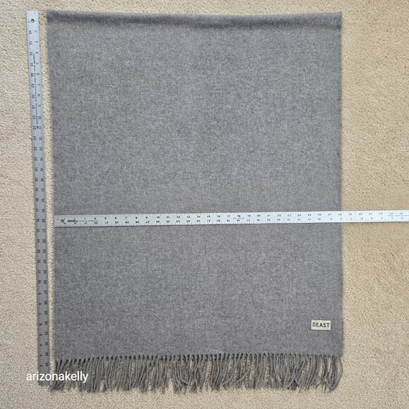 NWOT Beast Wool Scarf Grey Fringed Thick Oversized - Picture 3 of 10